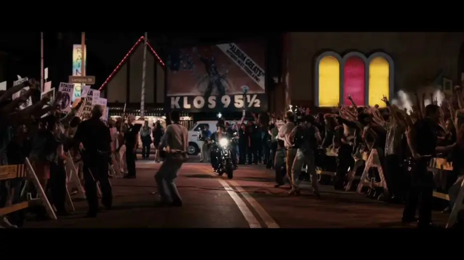 Видео к фильму Рок на века | ROCK OF AGES - Trailer italiano