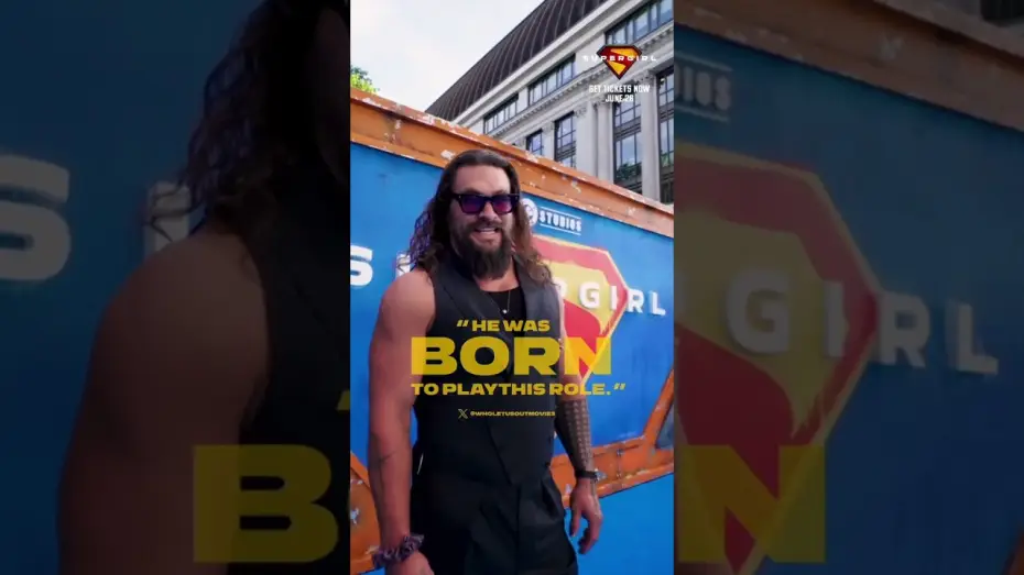 Видео к фильму Супергёрл | Rockin&rsquo; out as the Main Man.