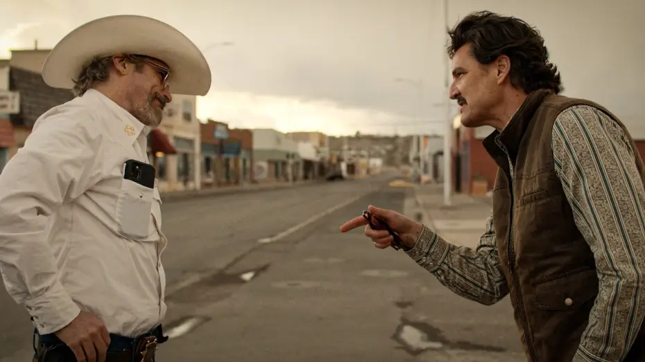 Видео к фильму Эддингтон — Pedro Pascal & Joaquin Phoenix Argue Over Election