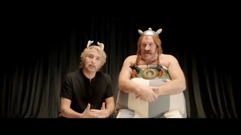 Видео к фильму Астерикс и Обеликс в Британии | ASTERIX ET OBELIX : AU SERVICE DE SA MAJESTE - interview "h&eacute;ros"