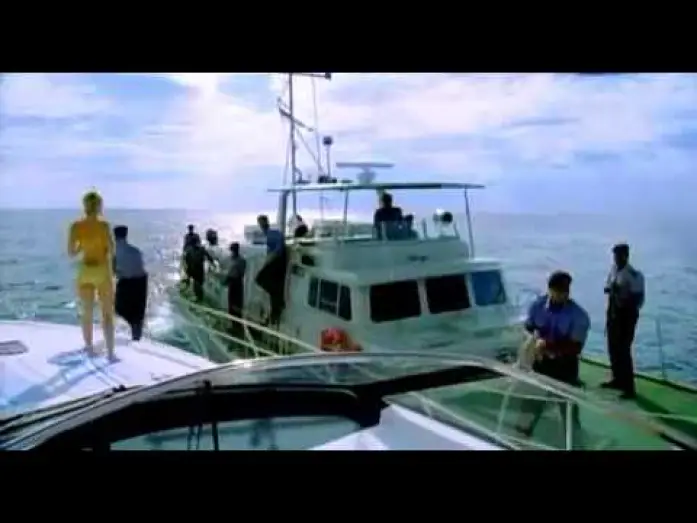 Видео к фильму Добро пожаловать в рай! | Trappola In Fondo Al Mare - Trailer