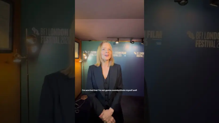 Видео к фильму Частная жизнь — Turns out Jodie Foster has a different personality when she's speaking French