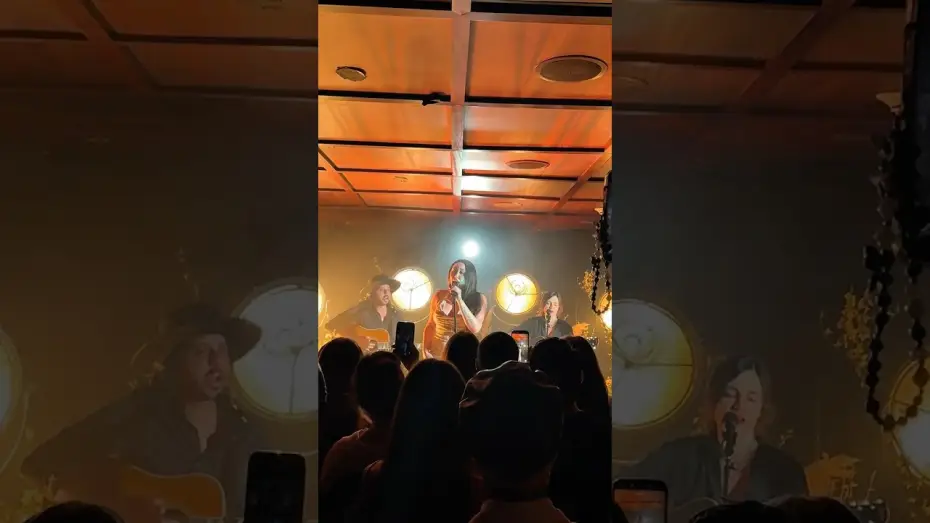 Видео к фильму Reminders of Him | Last night, Noah Cyrus took the stage to perform &ldquo;Light Over the Hill&rdquo;.
