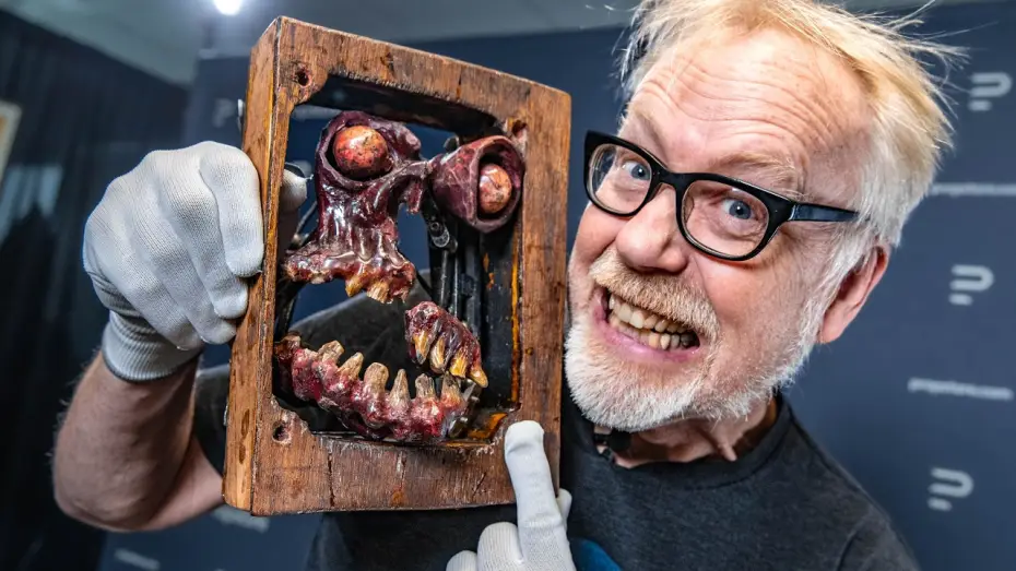 Видео к фильму Зловещие мертвецы 2 | Secrets of the Original Evil Dead Necronomicon!