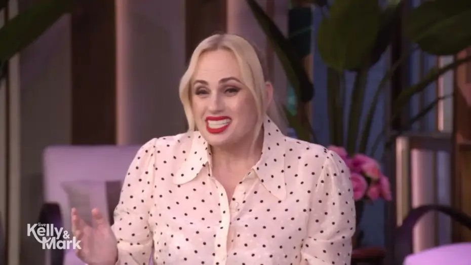 Видео к фильму Джульетта и Ромео | Rebel Wilson Talks About Singing in the Pop Musical &ldquo;Juliet & Romeo&rdquo; with Kelly and Mark