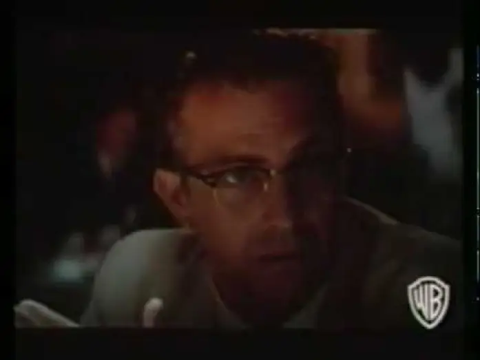 Видео к фильму Джон Ф. Кеннеди: Выстрелы в Далласе | JFK - Un caso ancora aperto - Trailer ITALIANO