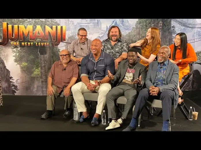 Видео к фильму Джуманджи: Новый уровень | Cast Q&A