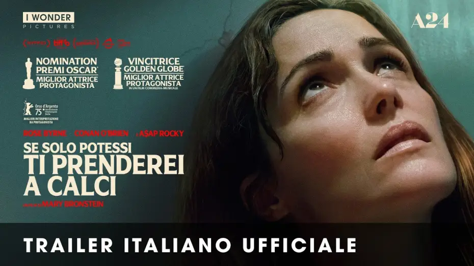 Видео к фильму Я бы тебя пнула, если бы могла | SE SOLO POTESSI TI PRENDEREI A CALCI | Trailer Italiano Ufficiale HD