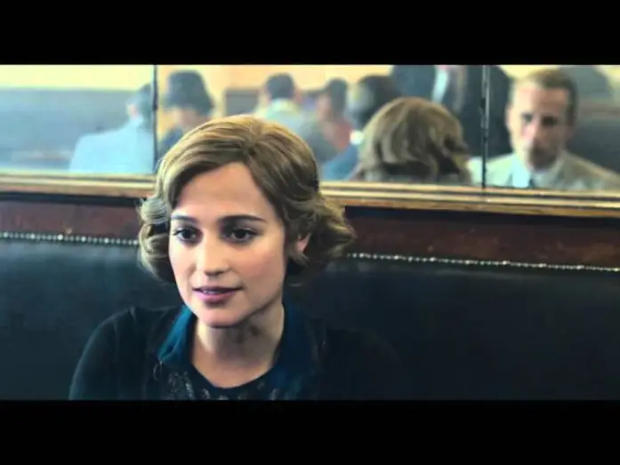 Видео к фильму Девушка из Дании | Danish Girl / Extrait "Rencontre Au Bar " VF [Au cin&eacute;ma le 20 janvier 2016]