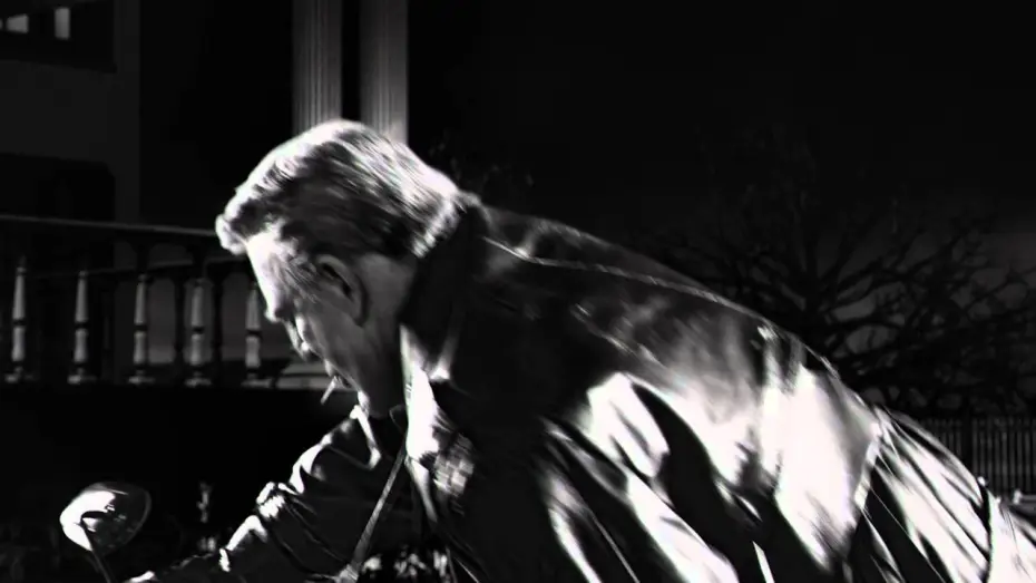 Видео к фильму Город грехов 2: Женщина, ради которой стоит убивать | SIN CITY 2: A DAME TO KILL FOR -Clip "Motorrad-Sprung"- Ab 18.9.2014 im Kino!
