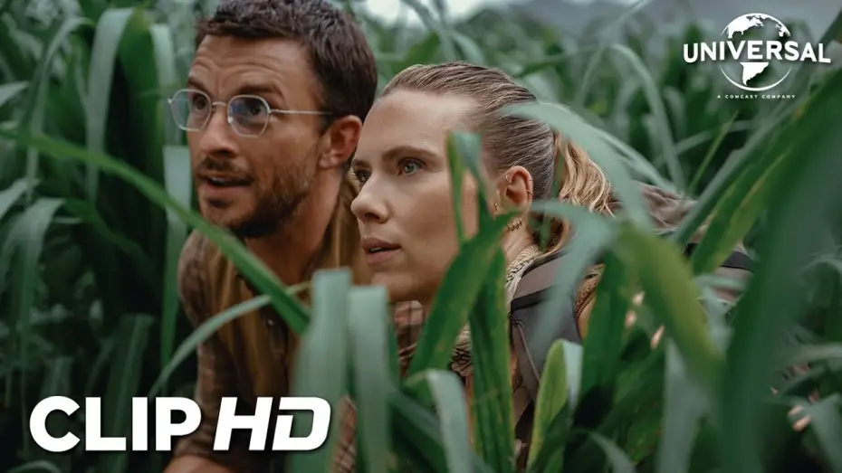 Видео к фильму Мир Юрского периода: Возрождение | Clip en espa&ntilde;ol - Titanosaurios entre la hierba