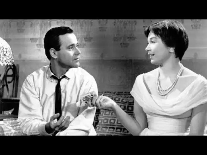 Видео к фильму Квартира | L'APPARTAMENTO di Billy Wilder - Trailer (Il Cinema Ritrovato al cinema)