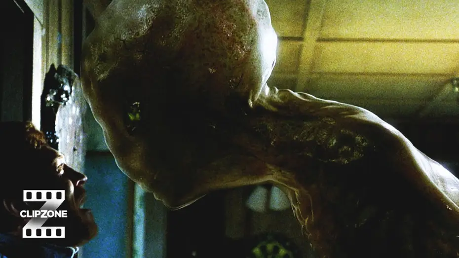 Видео к фильму Ловец снов | Alien Encounter