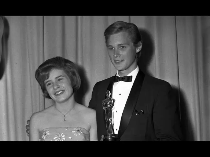 Видео к фильму Хад | Melvyn Douglas winning Best Supporting Actor for "Hud"