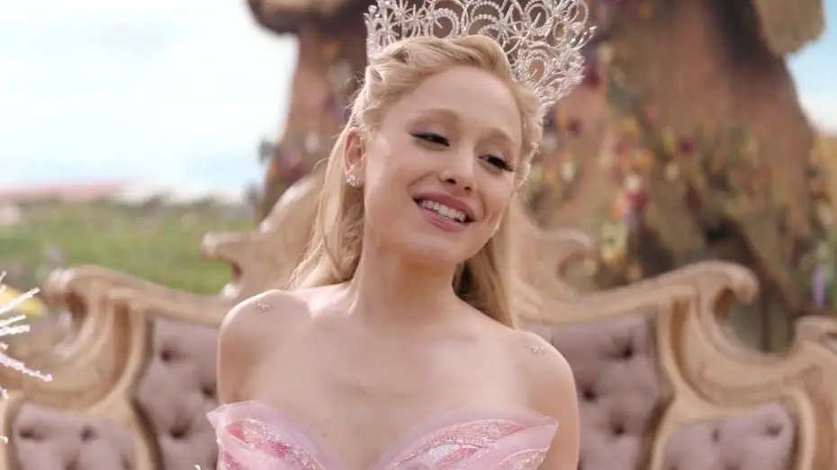 Видео к фильму Злая: Часть первая | Wicked | Featurette: Ariana