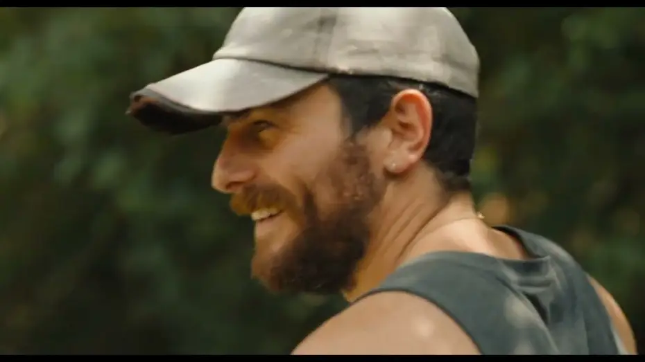 Видео к фильму Karavan | &ldquo;Caravan&rdquo;, Trailer Ufficiale | Wanted Cinema