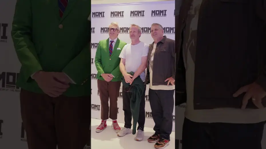 Видео к фильму Jackass 5 — aw shucks… thanks for the warm welcome, momi!