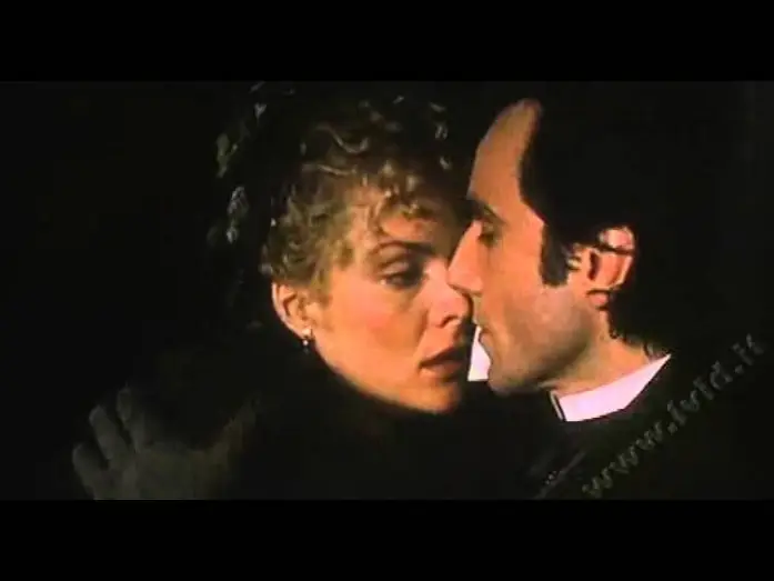 Видео к фильму Эпоха невинности | L'et&agrave; dell'innocenza (1993) - Trailer ITALIANO