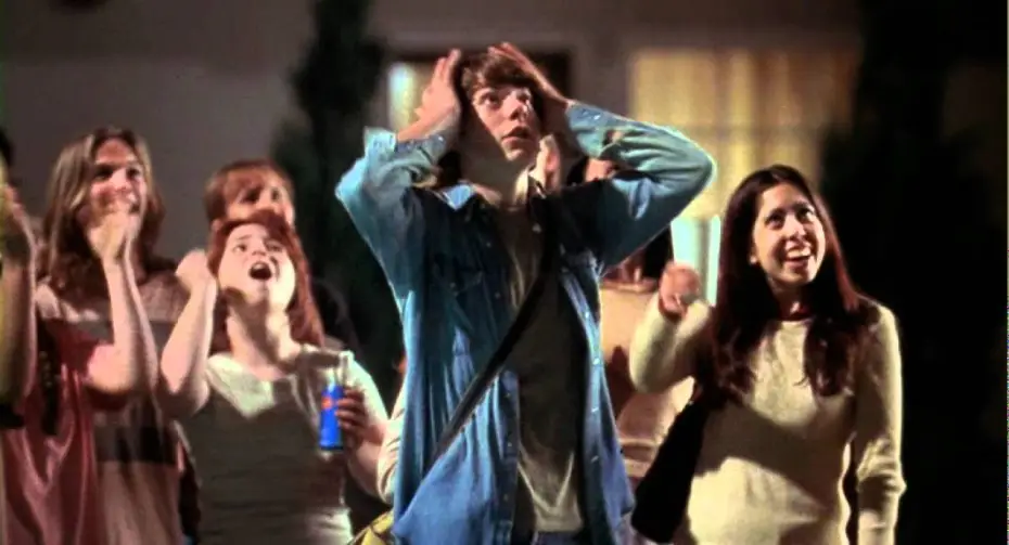 Видео к фильму Почти знаменит | Almost Famous - Fast Ber&uuml;hmt (2000)   - Trailer