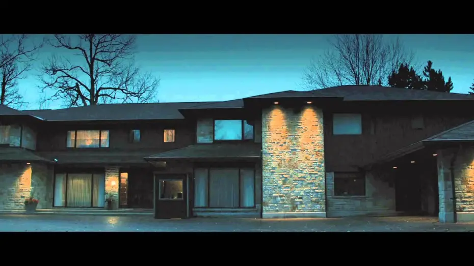 Видео к фильму Женский дом | GirlHouse Official Trailer (2015)