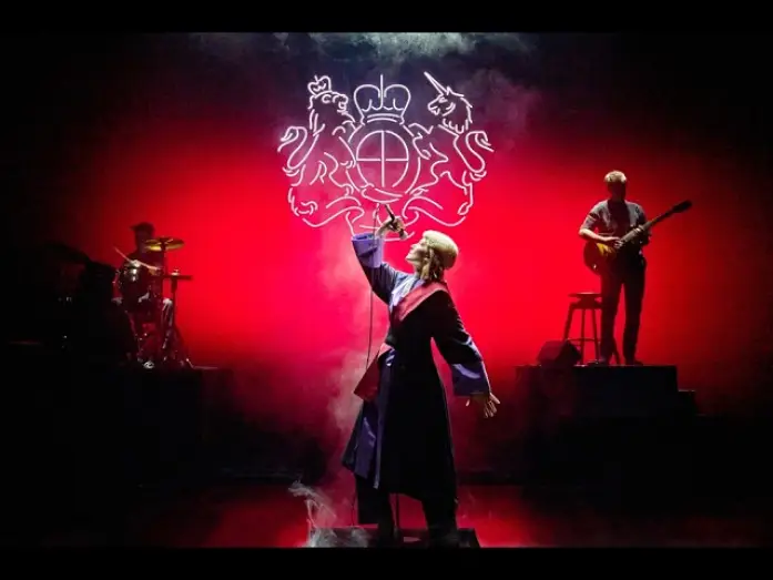 Видео к фильму National Theatre Live: Inter Alia | NATIONAL THEATRE LIVE PRESENTA INTER ALIA