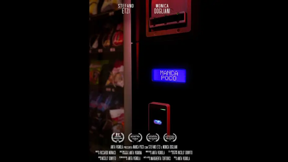 Видео к фильму Manca Poco — Manca Poco - Trailer Ufficiale