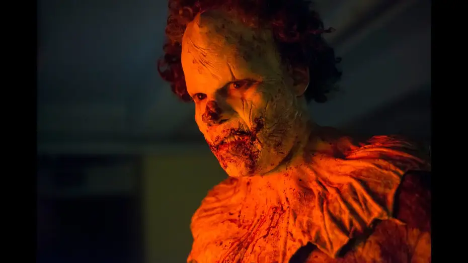 Видео к фильму Клоун — CLOWN - Clip "Voglio solo darti una mano" [HD]