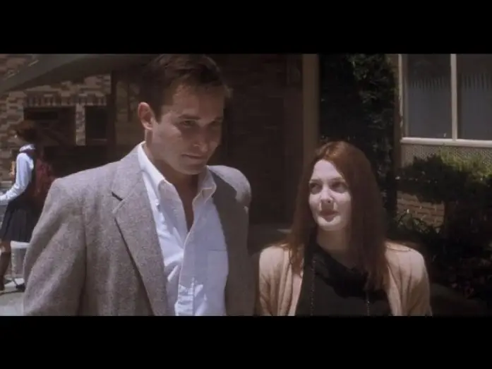 Видео к фильму Донни Дарко | Head Over Heels