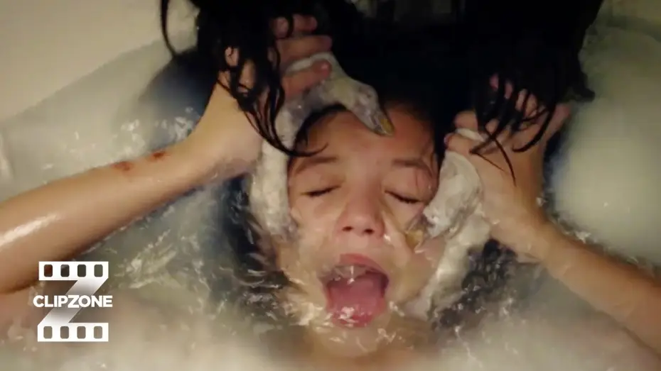 Видео к фильму Проклятие плачущей | Demon in the Bathtub