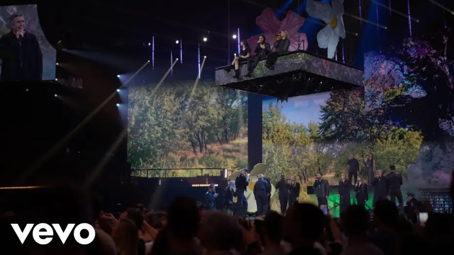 Видео к фильму Les Enfoir&eacute;s 2026 - La Ballade des Enfoir&eacute;s | Les Enfoir&eacute;s - L'&icirc;le au tr&eacute;sor (Clip officiel)