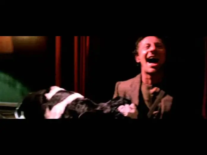 Видео к фильму Мучение | Calvaire (2004) - Family dinner scene