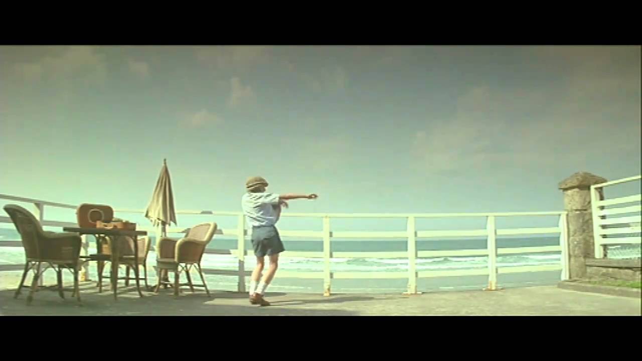 Видео к фильму Муж парикмахерши | The Hairdresser's Husband; Le mari de la coiffeuse Trailer HD