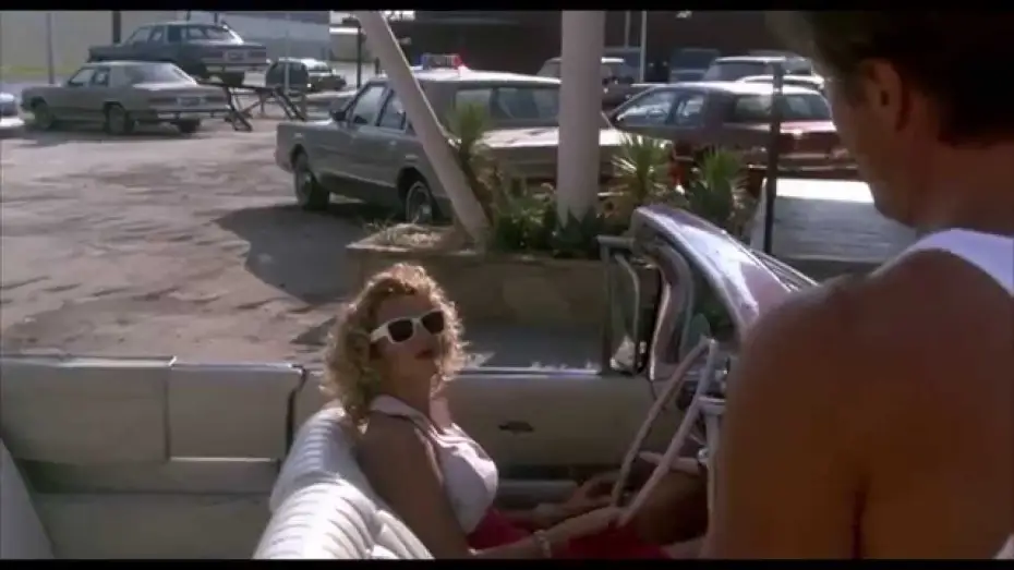 Видео к фильму Горячее местечко — HOT SPOT - Extrait "La rencontre" VOST