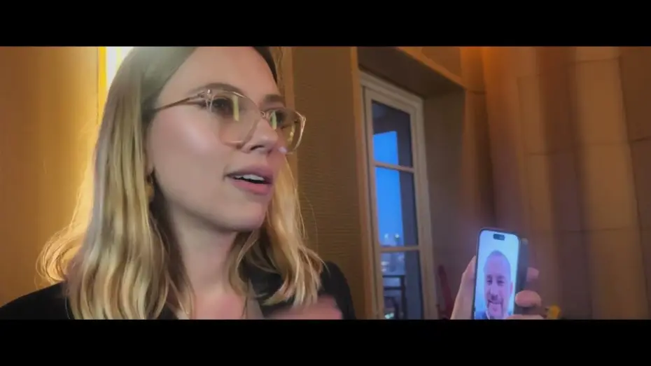 Видео к фильму Покажи мне луну | Trailer on Monday