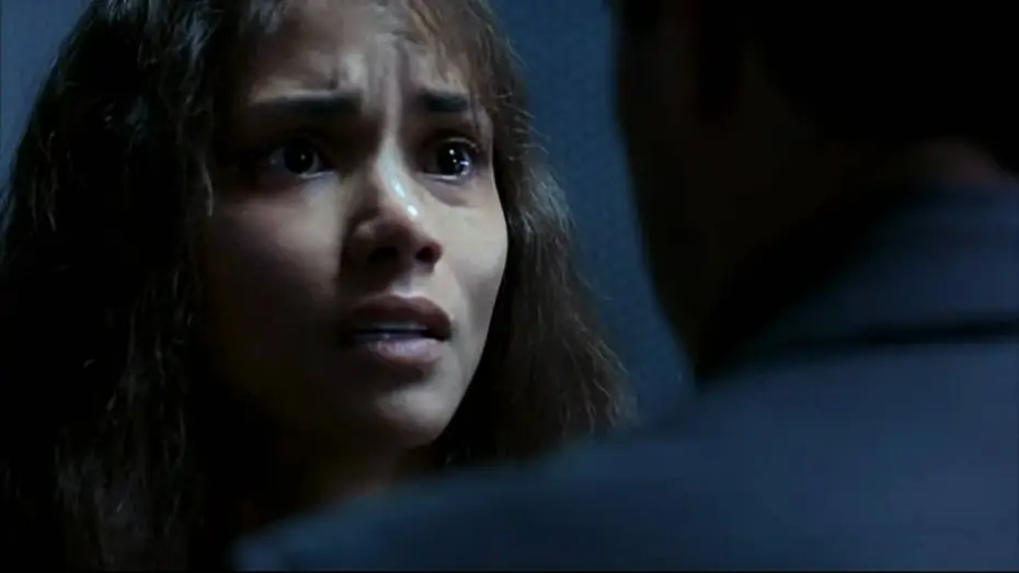 Видео к фильму Готика | Gothika - trailer ita HD