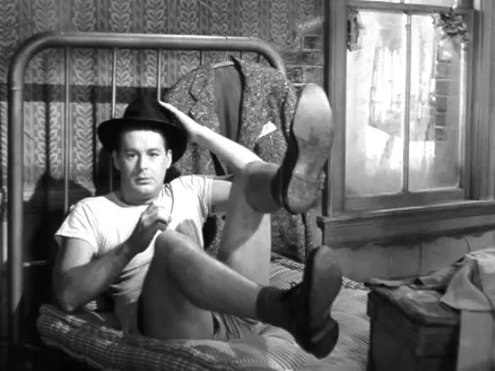 Видео к фильму Это случилось на Пятой авеню | It Happened On The Fifth Avenue - Trailer