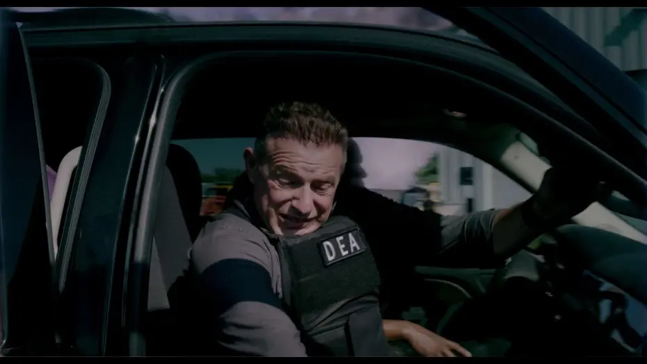 Видео к фильму Поймать свидетеля | Night Of The Sicario Official Trailer (2021)