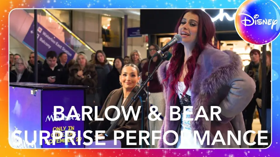 Видео к фильму Моана 2 | Surprise Performance! Barlow & Bear Bring Moana 2 Magic to London Waterloo!