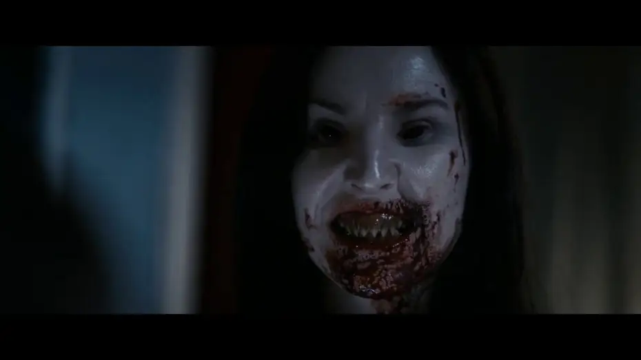 Видео к фильму 30 дней ночи | 30 Days Of Night - UV Light | Iris Death (HD)