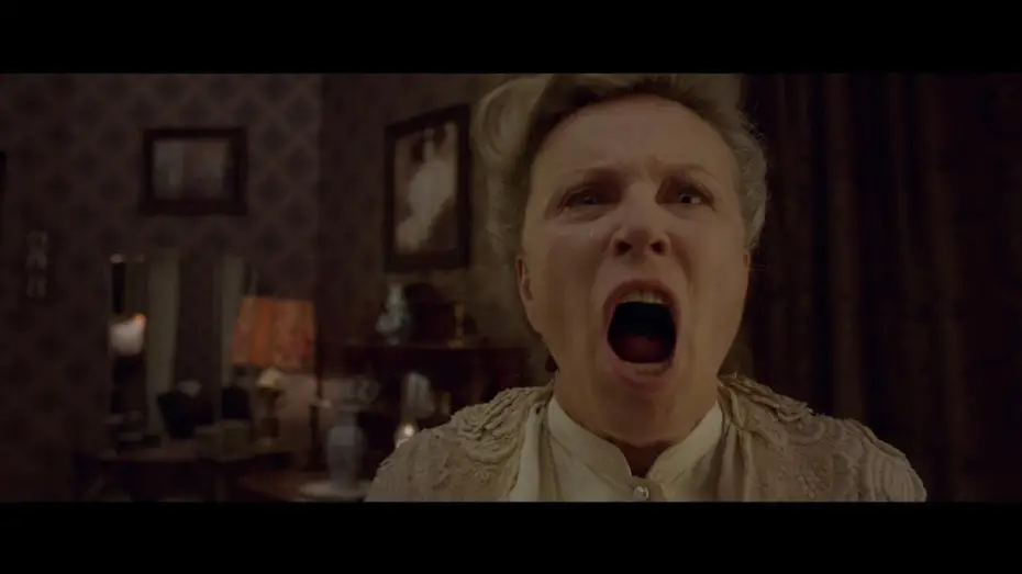 Видео к фильму Damaged | Oficjalny zwiastun komedii (nie)obyczajowej