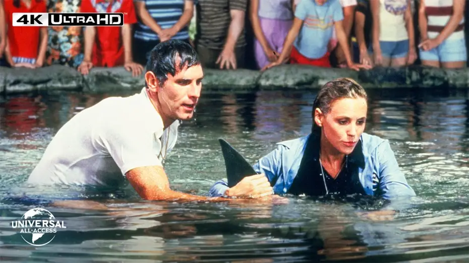 Видео к фильму Челюсти 3 | Shark Attack At The Opening Ceremony - Extended Preview