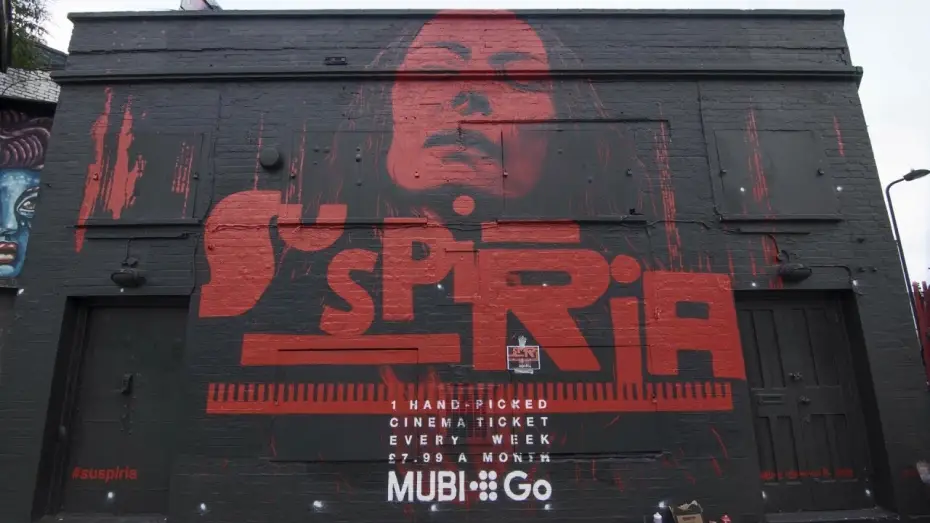 Видео к фильму Суспирия | SUSPIRIA Mural Timelapse