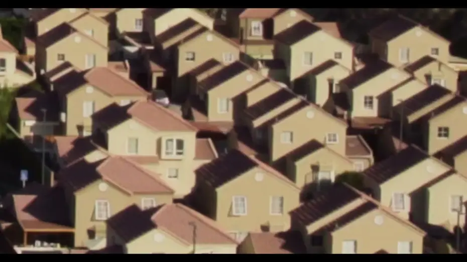 Видео к фильму Al sol, lejos del centro | Al sol lejos del centro (Pascal Viveros, Luciana Merino) - Trailer