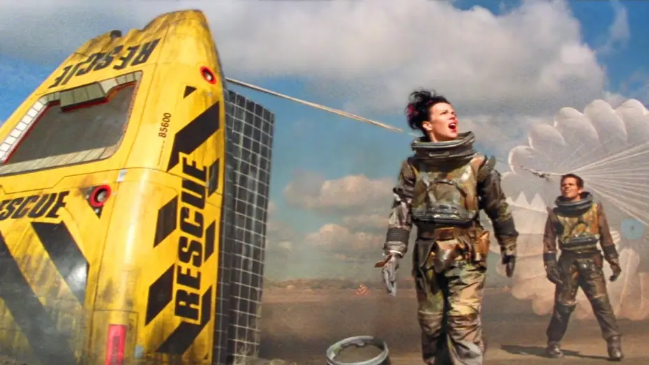 Видео к фильму Космические дальнобойщики | Space Truckers (1996) TRAILER [HD]