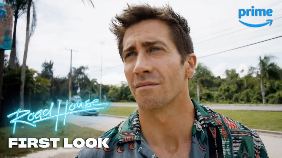 Видео к фильму Дом у дороги | First look at Jake Gyllenhaal as Dalton