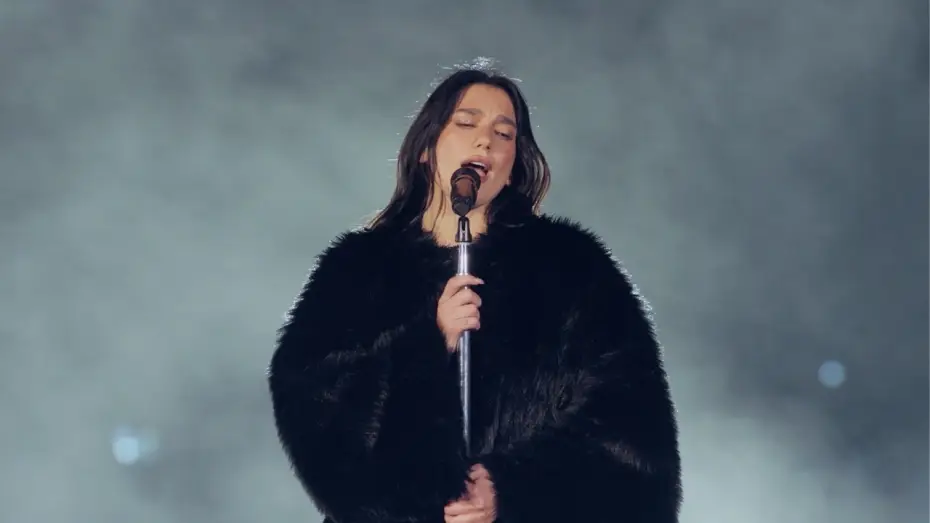 Видео к фильму Dua Lipa: Live From Mexico | Dua Lipa - Anything For Love (En concert &agrave; Mexico)