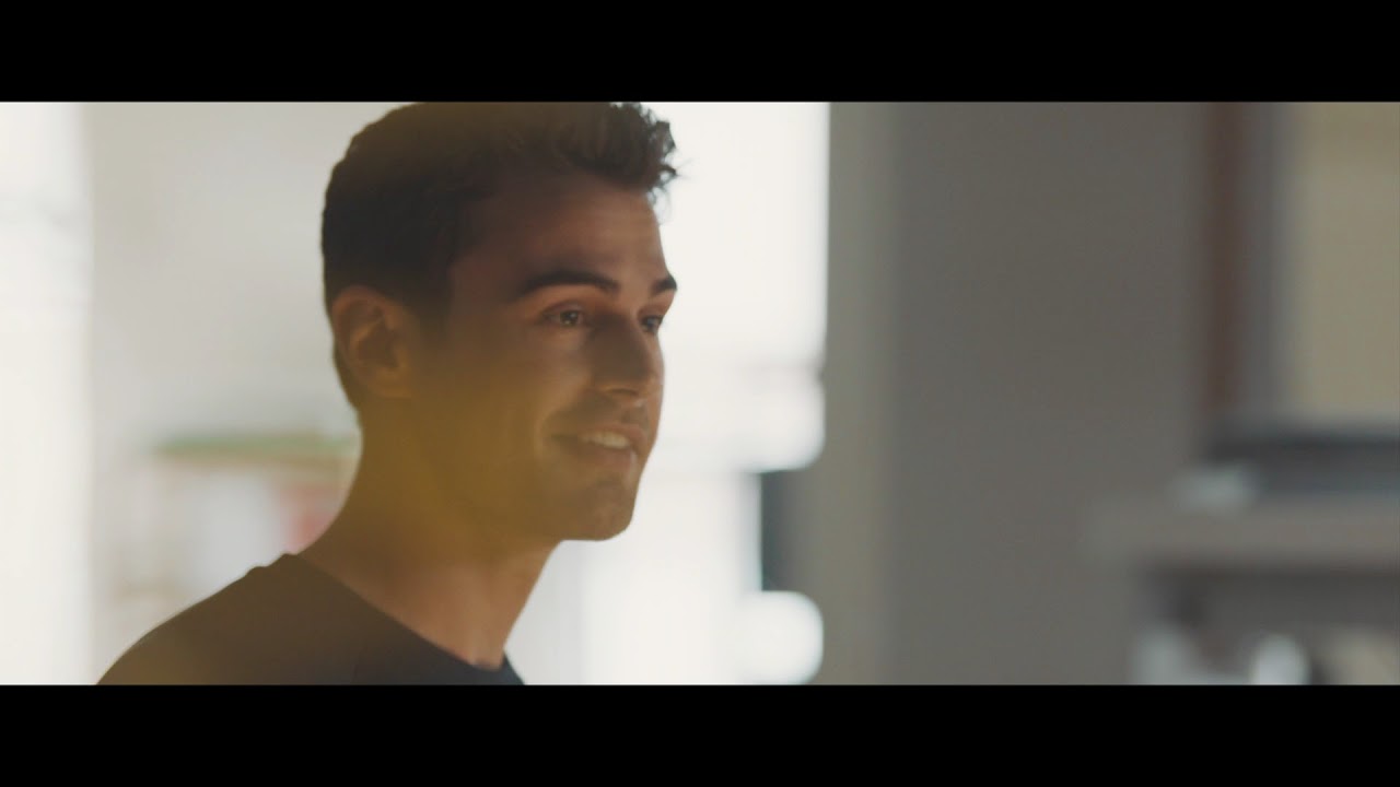 Видео к фильму Зои | Зои (Zoe) - Трейлер