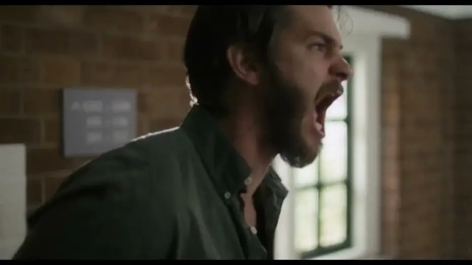 Видео к фильму После охоты | Andrew Garfield es Hank.