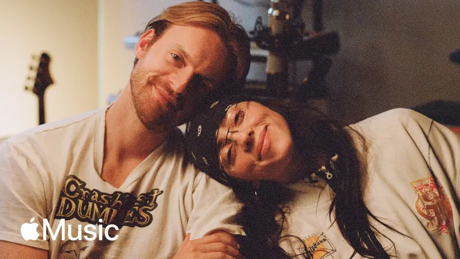 Видео к фильму Billie Eilish & FINNEAS: HIT ME HARD AND SOFT Interview | Billie Eilish & FINNEAS: HIT ME HARD AND SOFT Interview | Apple Music