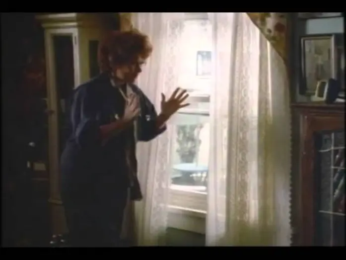 Видео к фильму Я люблю тебя до смерти | I Love You To Death 1990 Movie